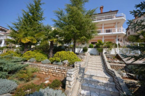  Apartments Slavica  Рабац